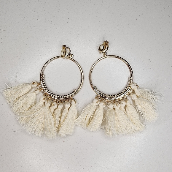 Fashion Jewelry Jewelry - 3/$15 Fashion Jewelry clip on tassle gold earrings